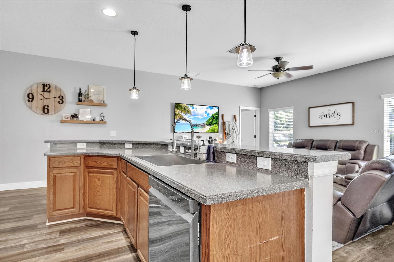 BAHIA LAKES PH 02 - Residential