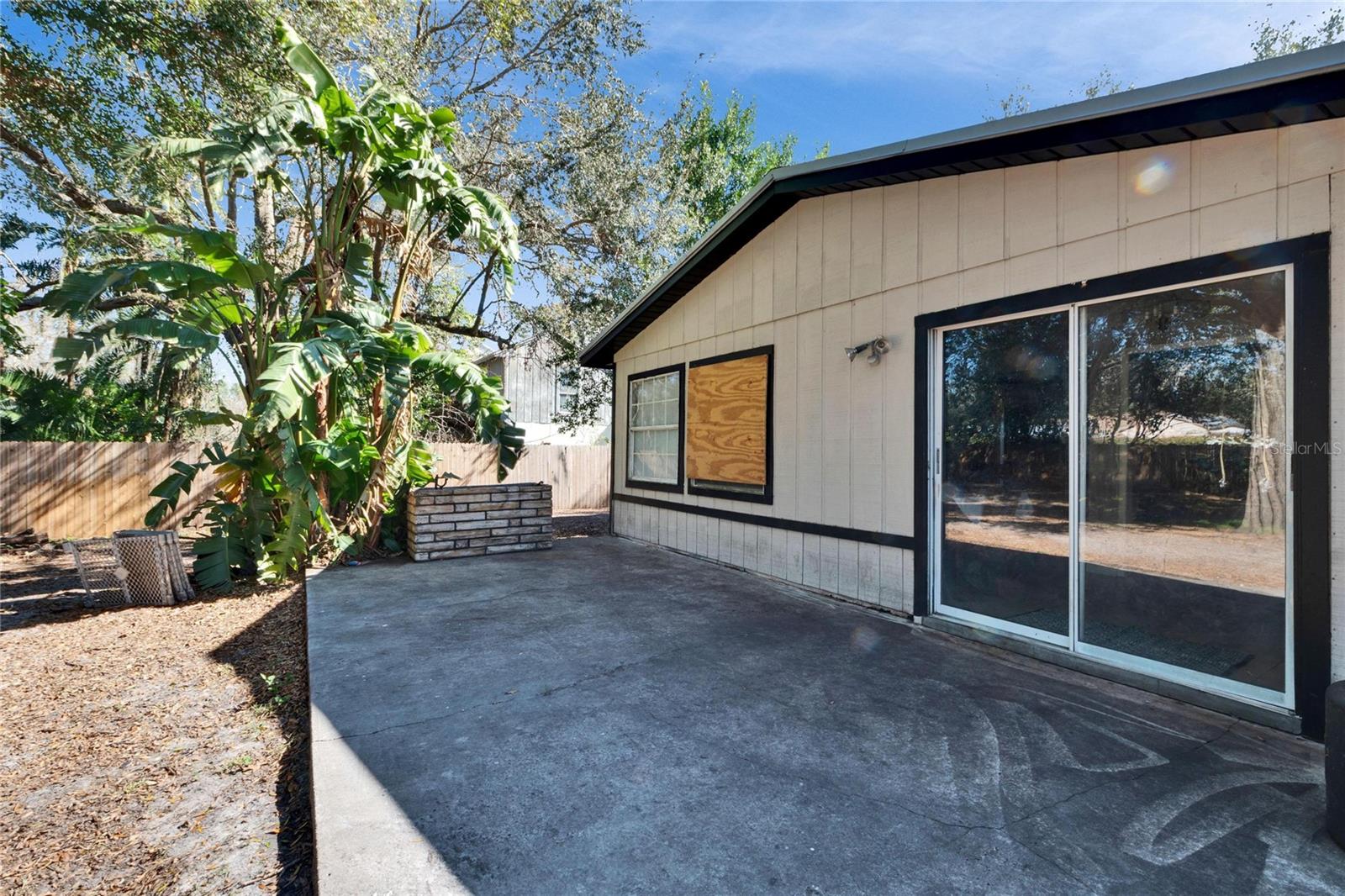 FRENCHS ADD AND VARNS - Residential