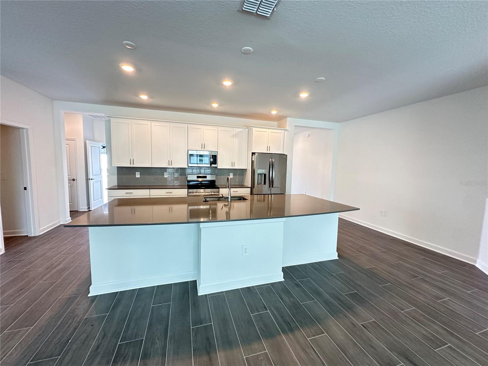 BRIDGEWALK PH 1B 2A & 2B - Residential Lease