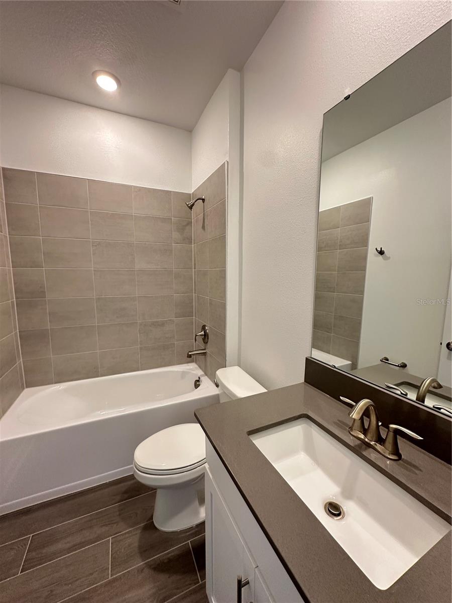 BRIDGEWALK PH 1B 2A & 2B - Residential Lease
