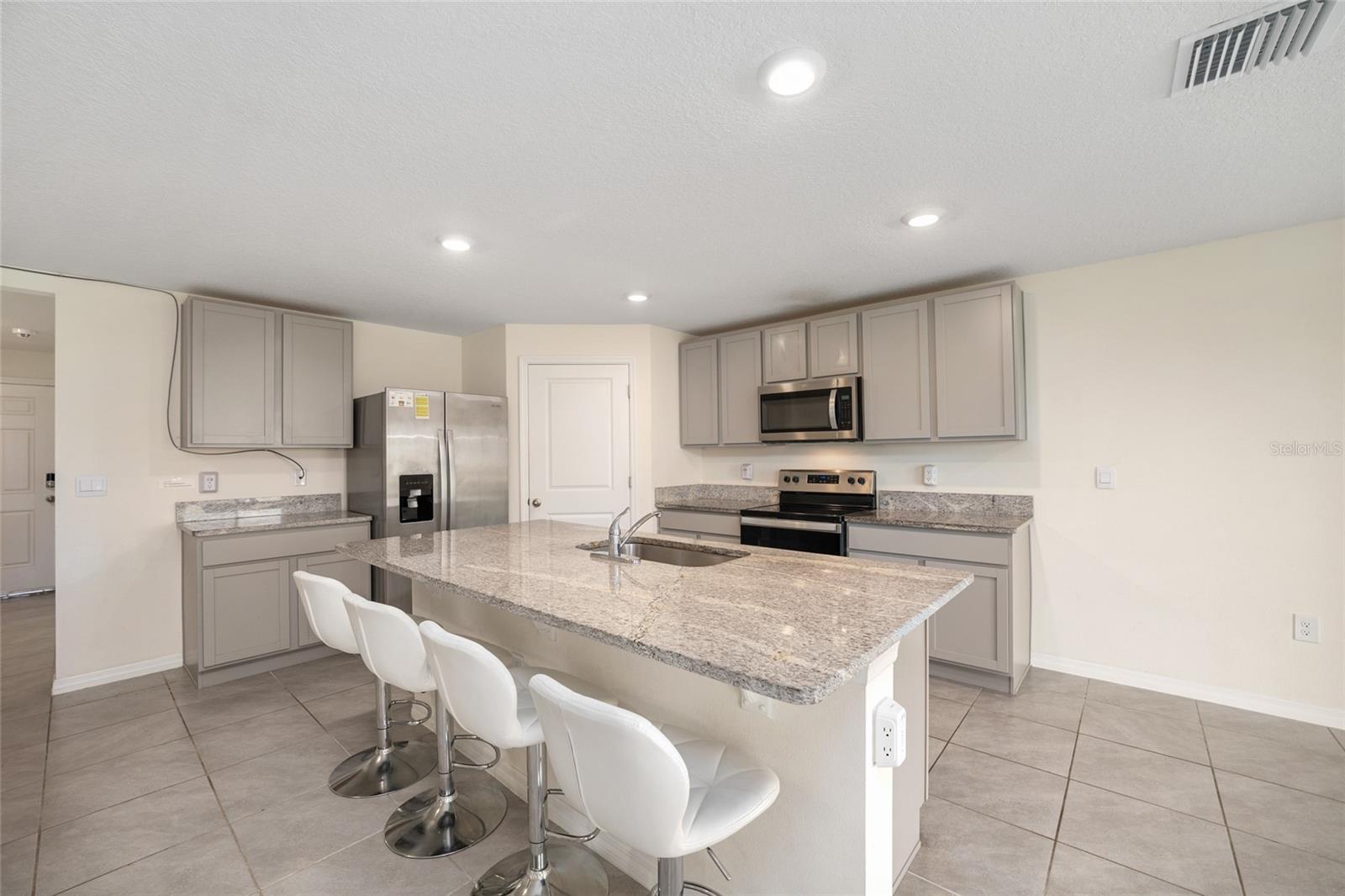 RIDGE AT HEATH BROOK PHASE 1 - Residential