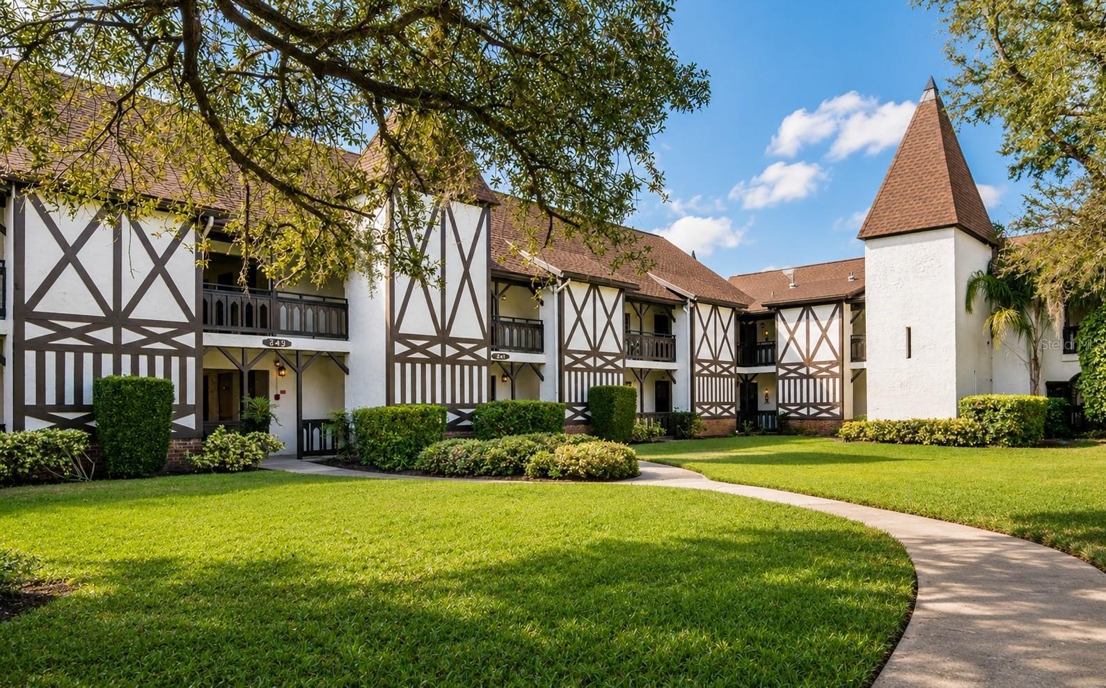 HARBOUR TOWNE CONDO - Residential