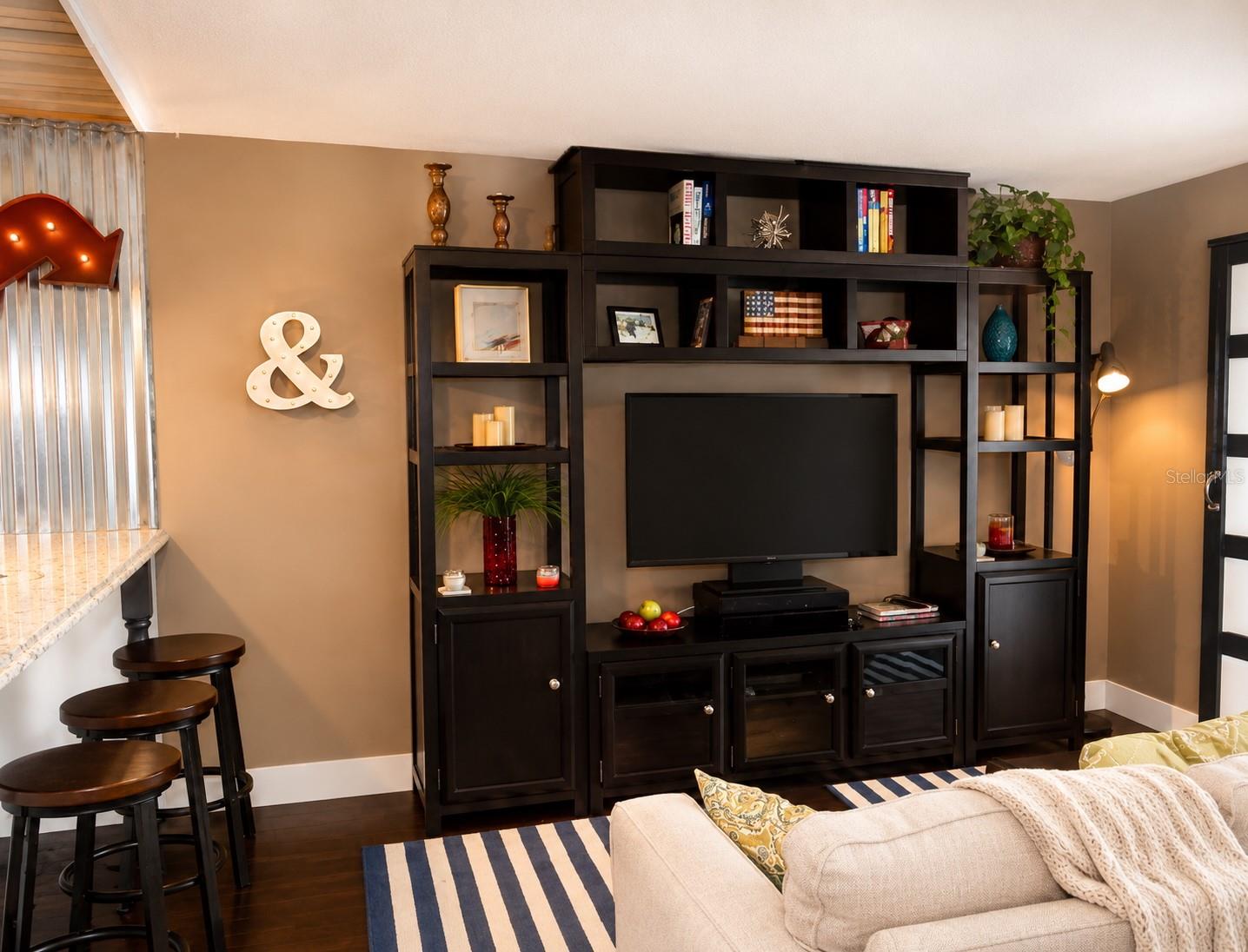 HARBOUR TOWNE CONDO - Residential