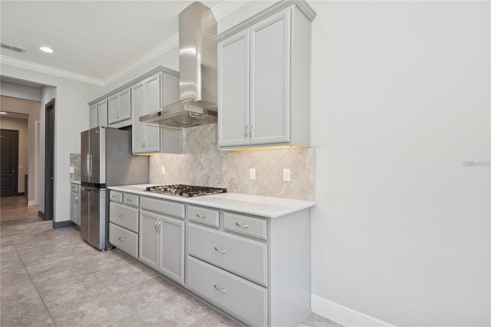 WEST LAKE HANCOCK ESTATES - Residential Lease