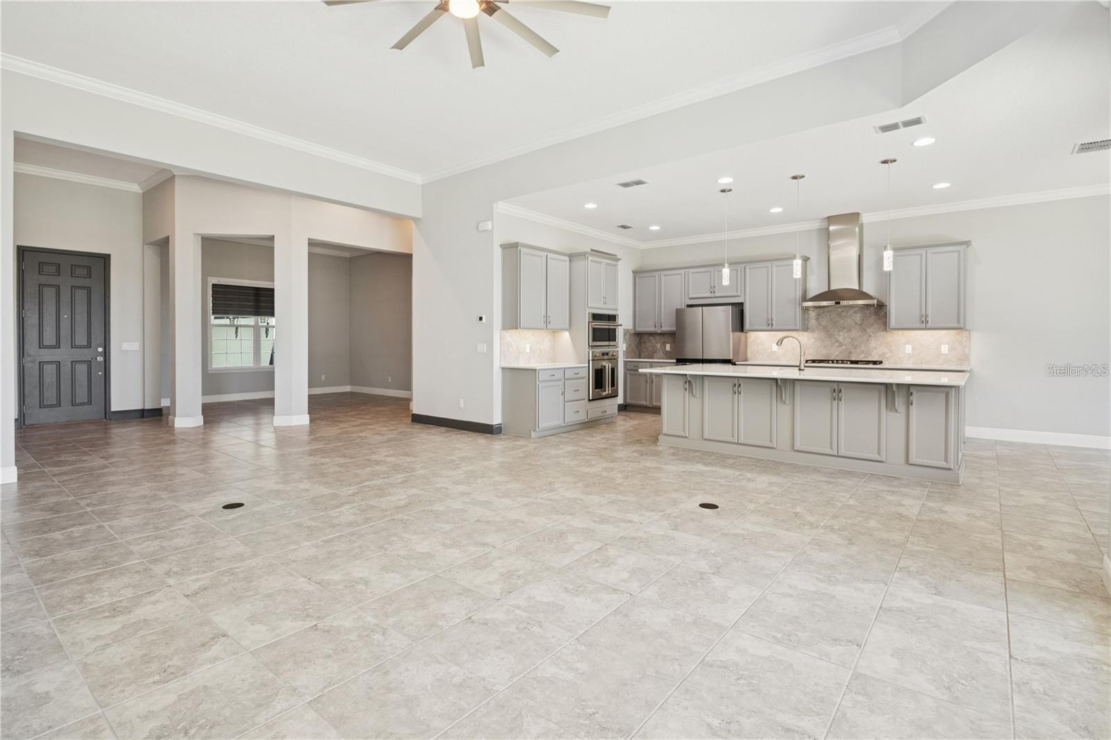 WEST LAKE HANCOCK ESTATES - Residential Lease