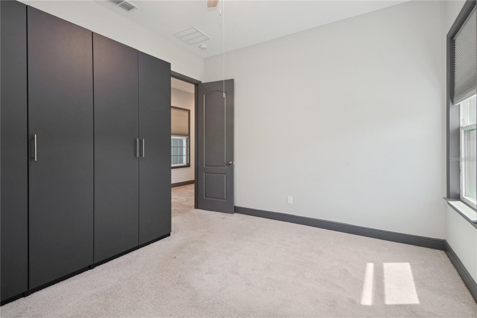 WEST LAKE HANCOCK ESTATES - Residential Lease