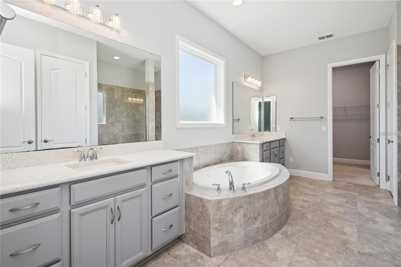 WEST LAKE HANCOCK ESTATES - Residential Lease