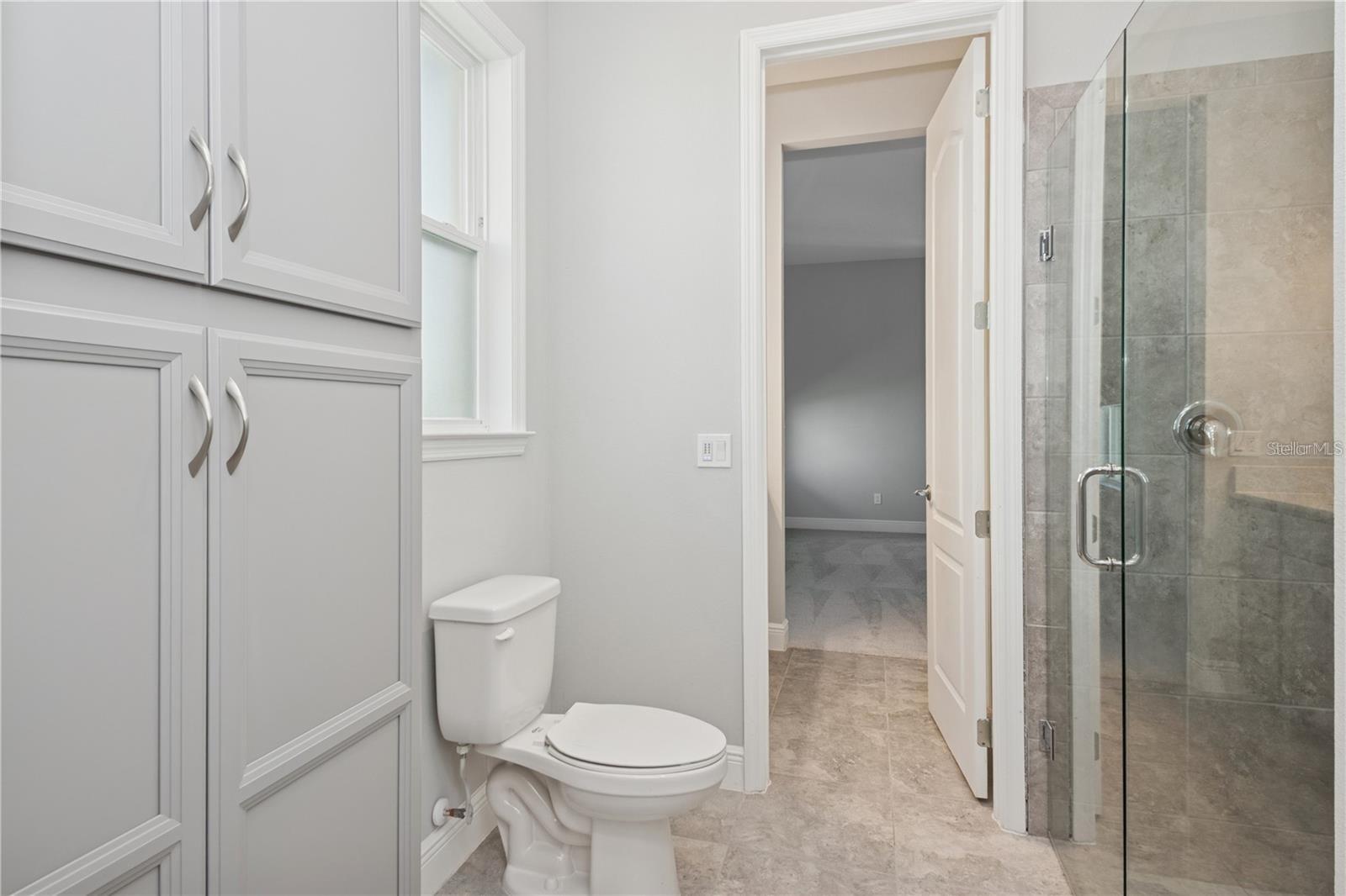 WEST LAKE HANCOCK ESTATES - Residential Lease