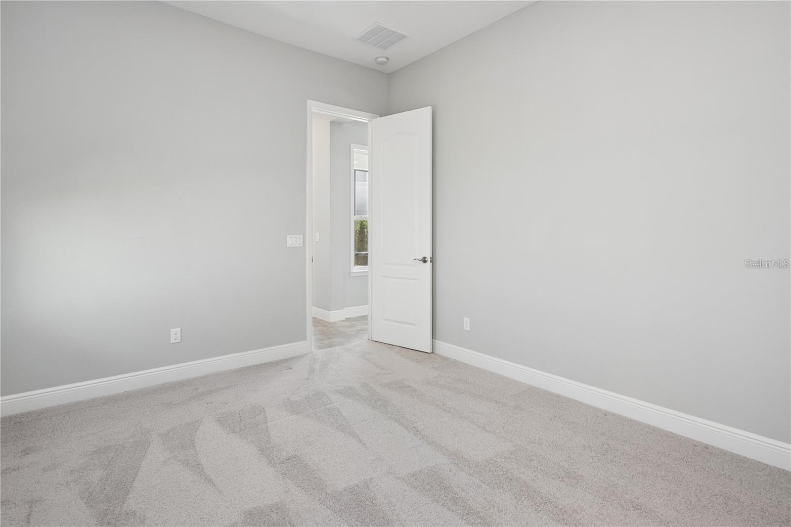 WEST LAKE HANCOCK ESTATES - Residential Lease