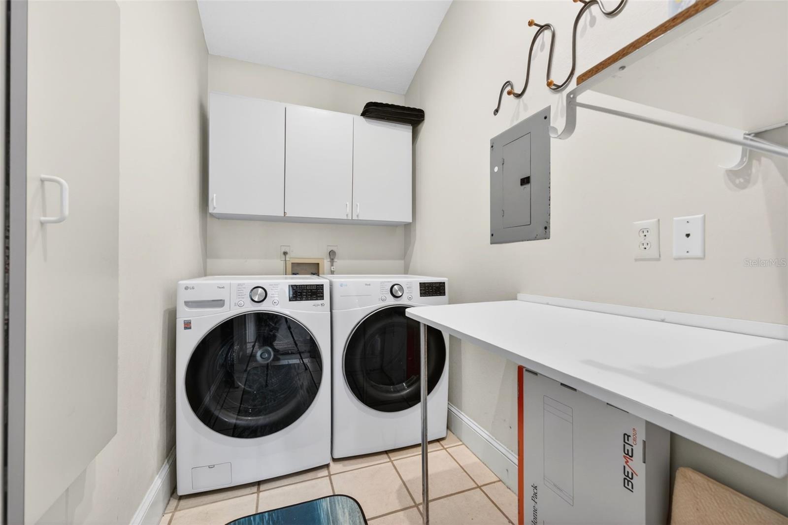 RIVERVIEW LANDINGS - Residential