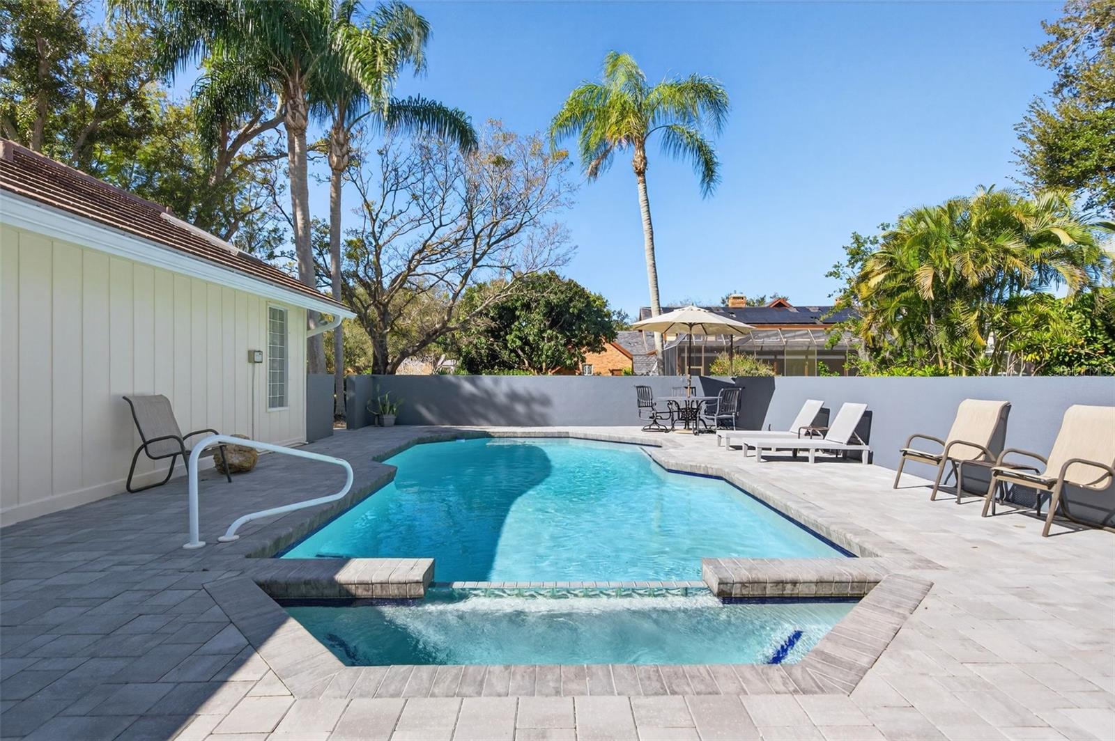 RIVERVIEW LANDINGS - Residential