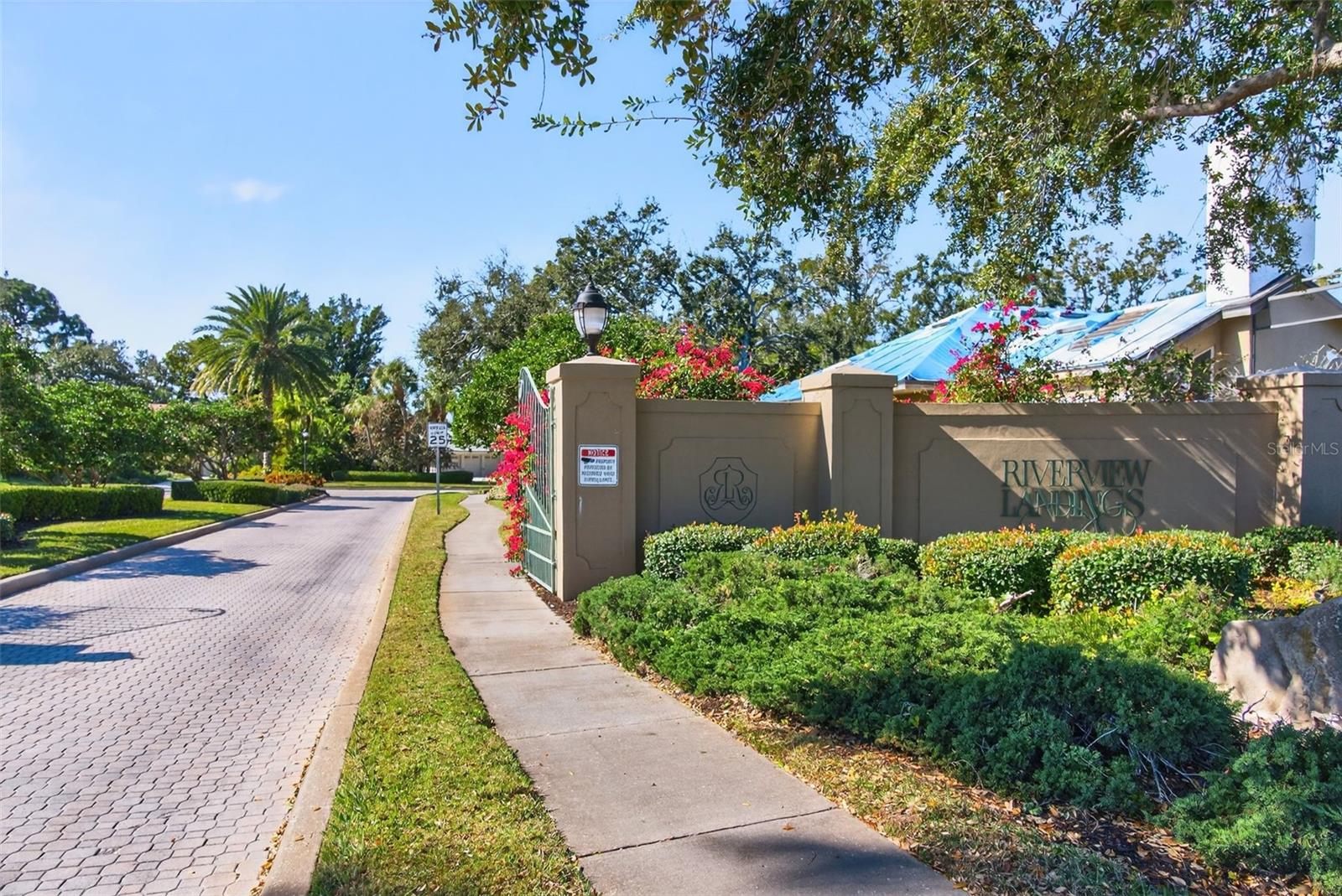 RIVERVIEW LANDINGS - Residential