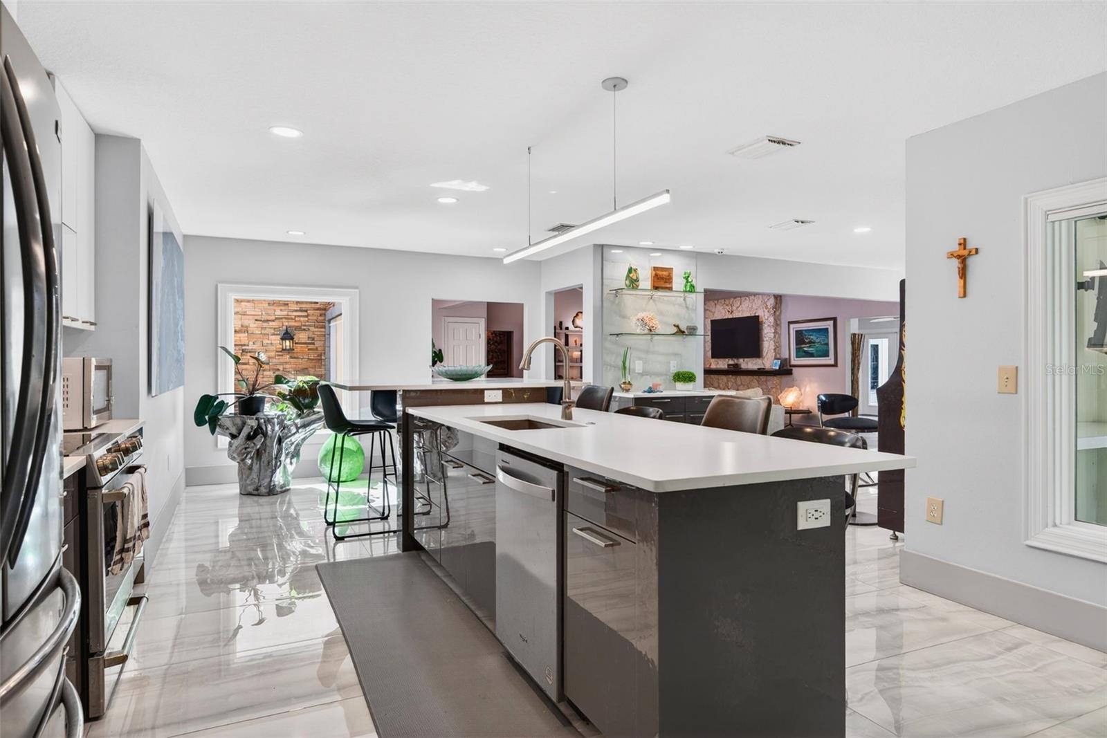 RIVERVIEW LANDINGS - Residential