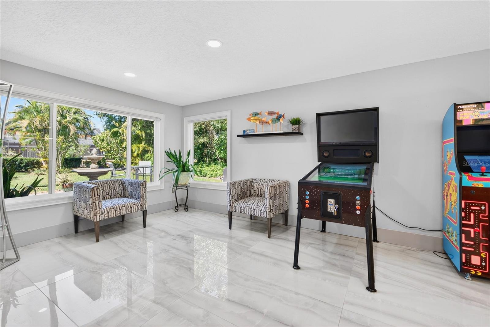 RIVERVIEW LANDINGS - Residential