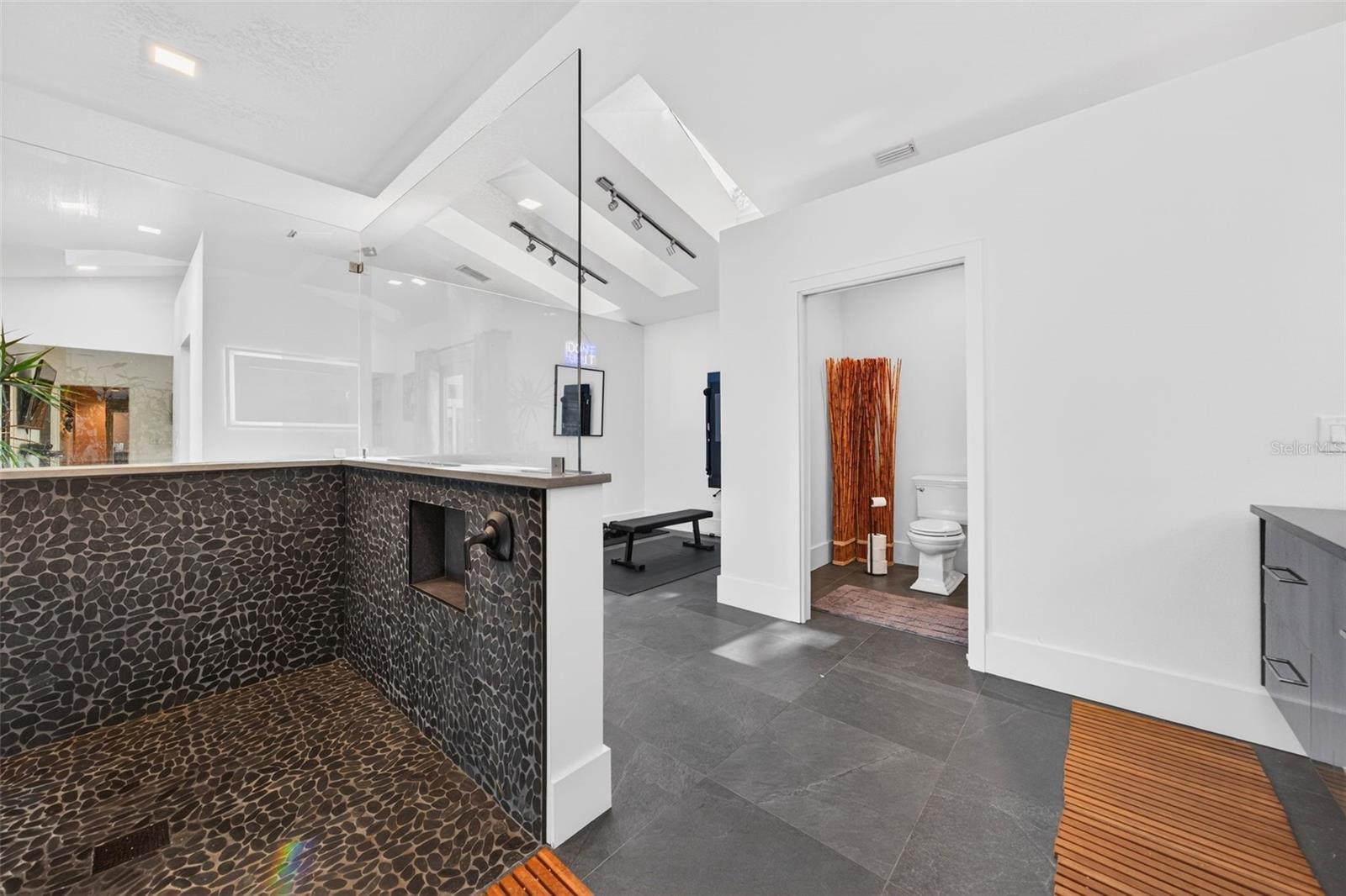 RIVERVIEW LANDINGS - Residential