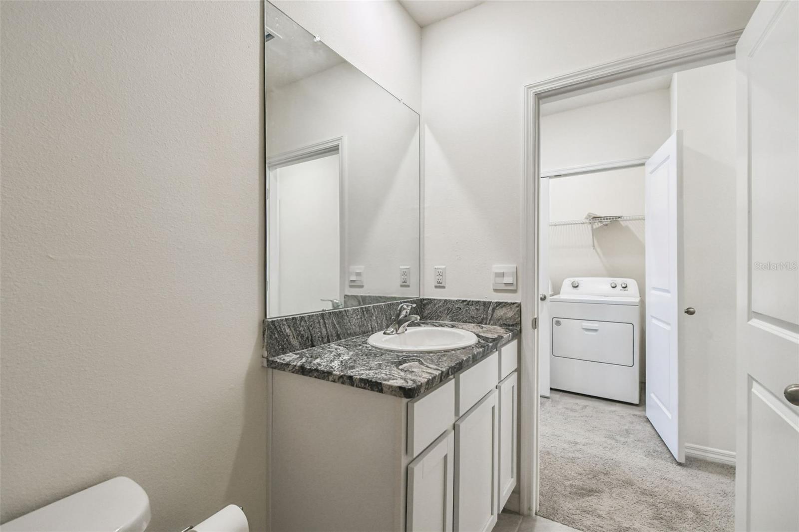 MEADOW RDG PH A-1 - Residential Lease