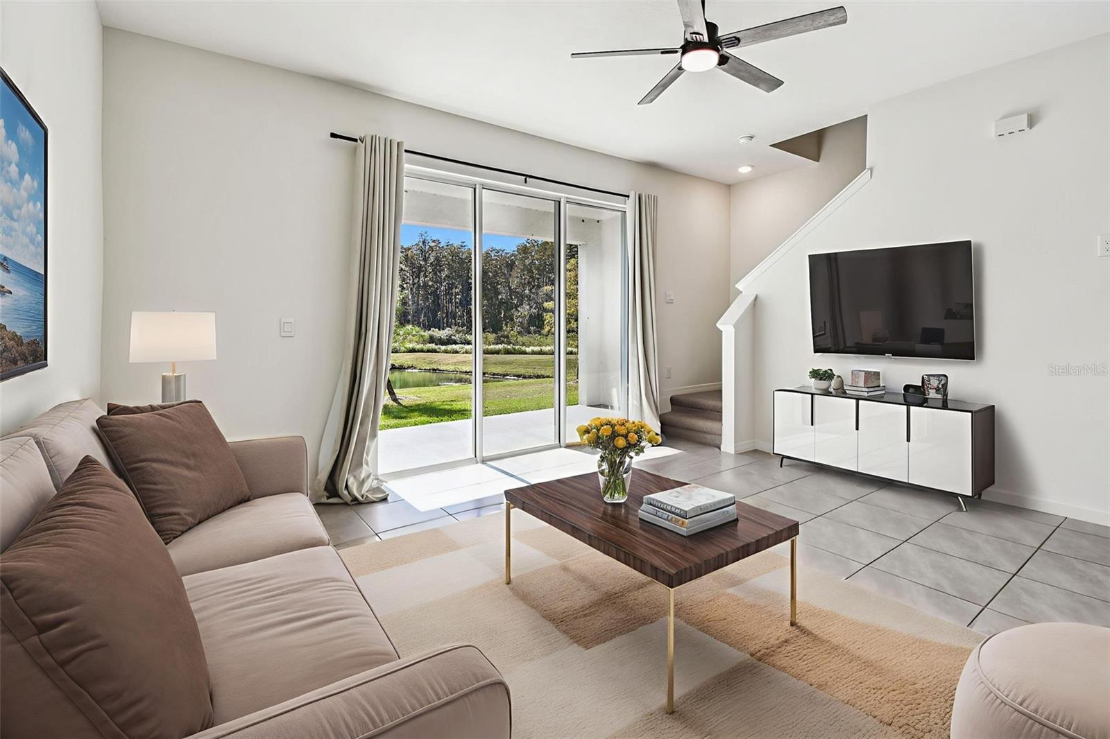 MEADOW RDG PH A-1 - Residential Lease