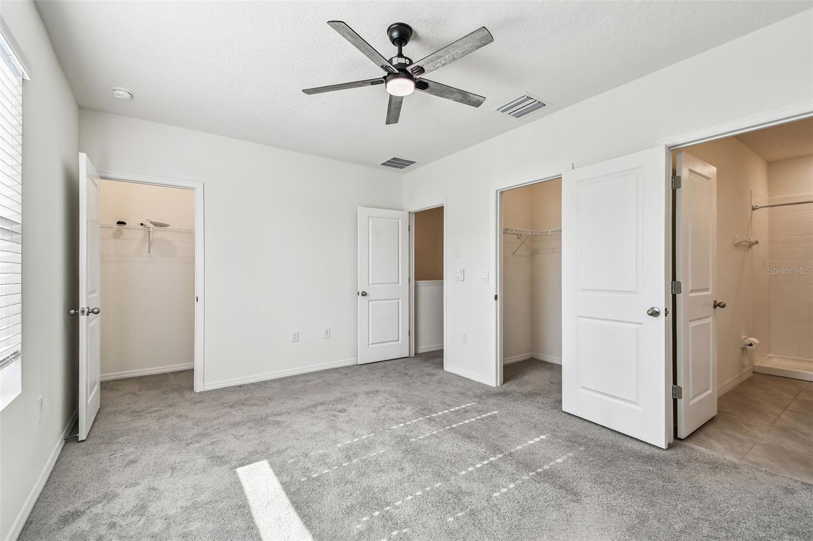 MEADOW RDG PH A-1 - Residential Lease