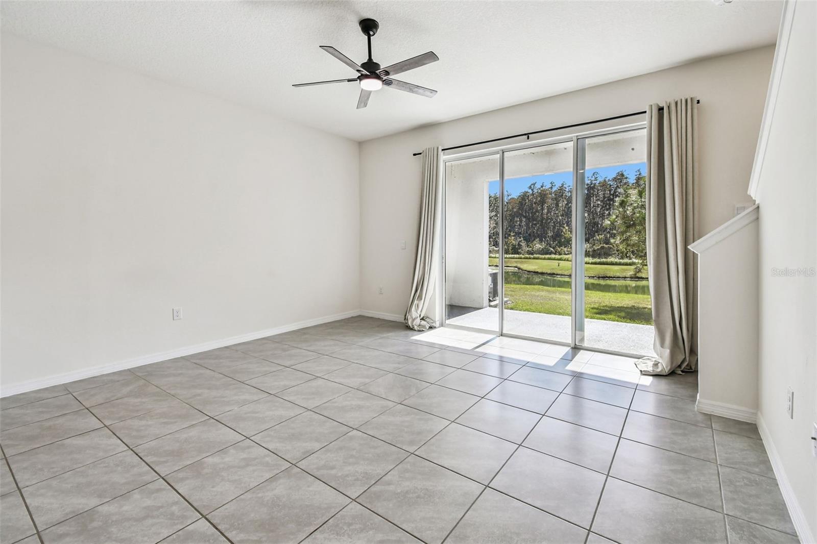 MEADOW RDG PH A-1 - Residential Lease