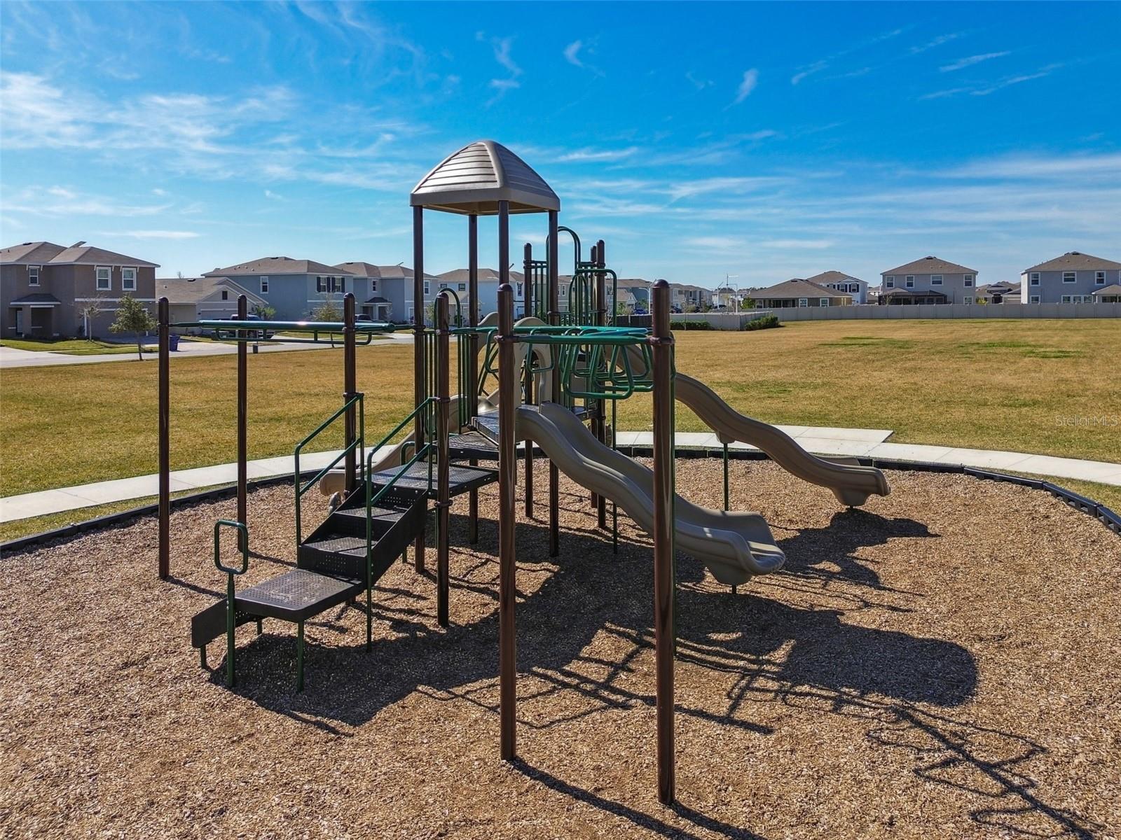 MEADOW RDG PH A-1 - Residential Lease