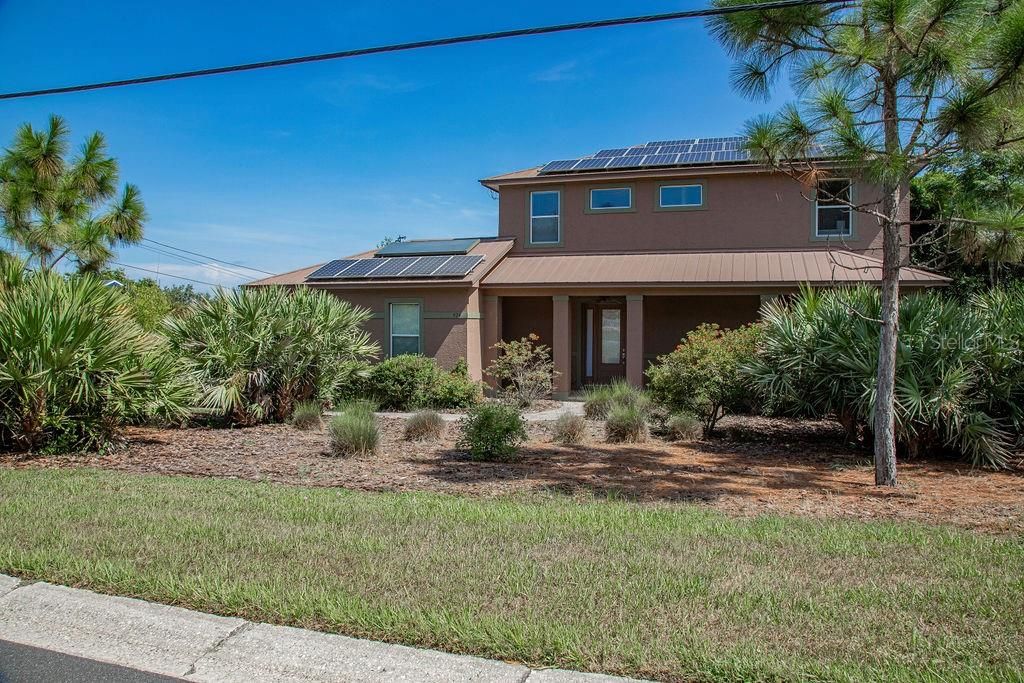 Photo of 929 Carlton Avenue, Lake Wales, FL 33853 (MLS # K4903035)