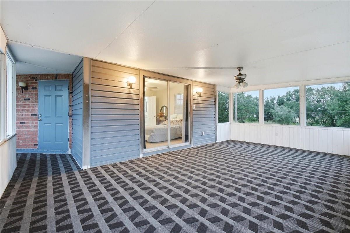 WALK-IN-WATER LAKE ESTATES PH 1 - Residential