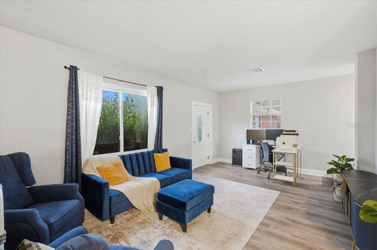 WALK-IN-WATER LAKE ESTATES PH 1 - Residential