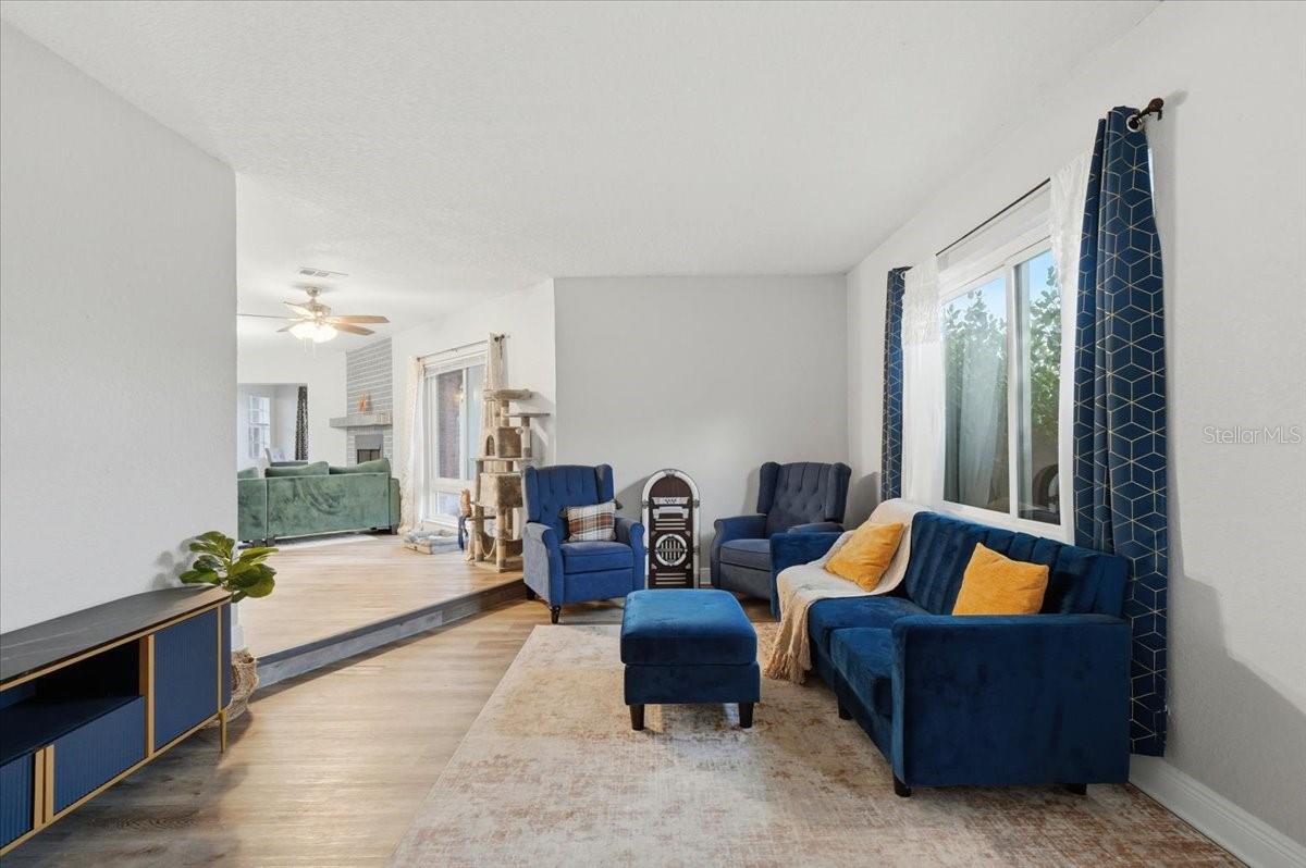 WALK-IN-WATER LAKE ESTATES PH 1 - Residential