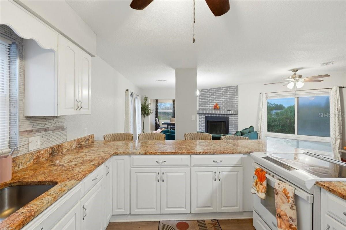 WALK-IN-WATER LAKE ESTATES PH 1 - Residential