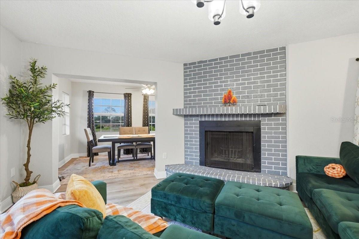 WALK-IN-WATER LAKE ESTATES PH 1 - Residential