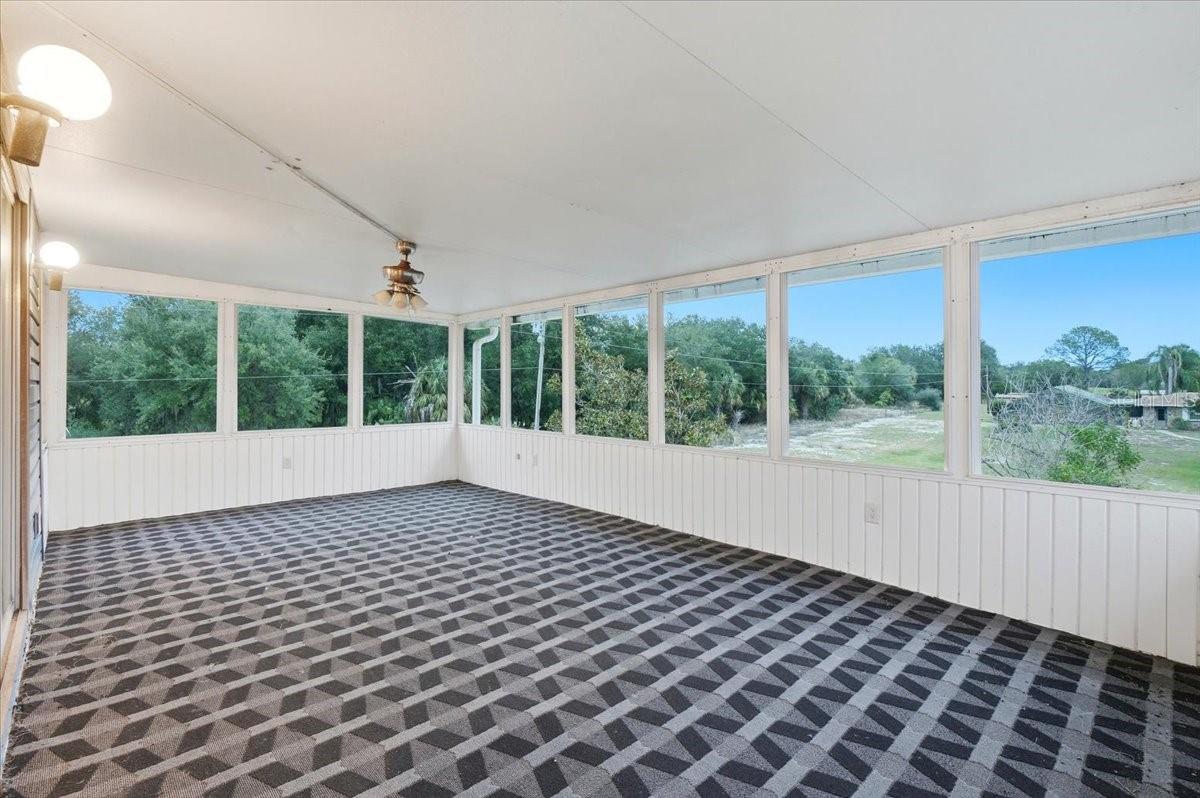 WALK-IN-WATER LAKE ESTATES PH 1 - Residential