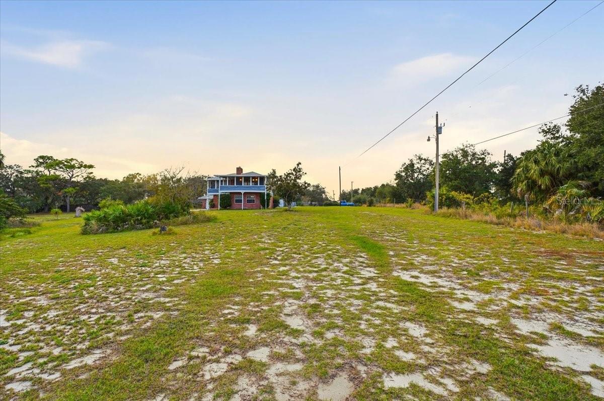 WALK-IN-WATER LAKE ESTATES PH 1 - Residential