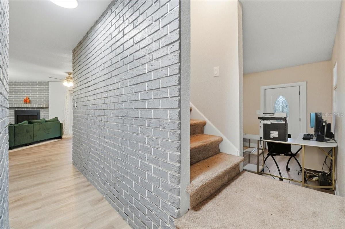 WALK-IN-WATER LAKE ESTATES PH 1 - Residential