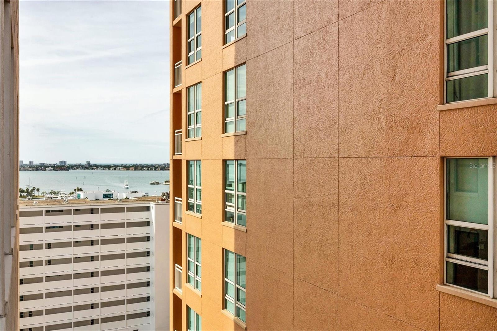 THE DEMARCAY - Residential