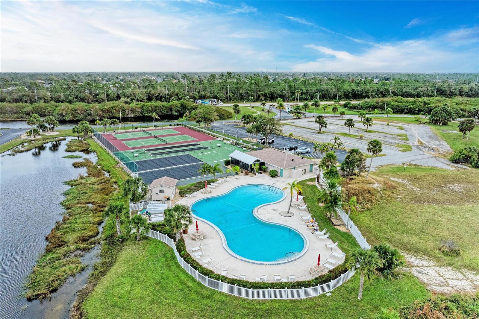 175 KINGS HIGHWAY 1114