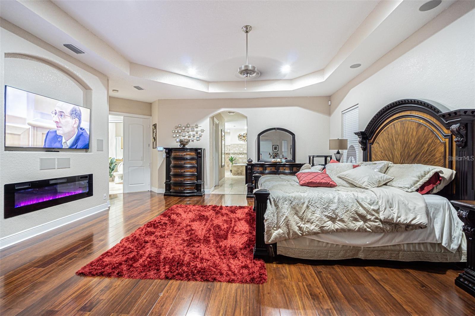 DOVER GROVES - Residential