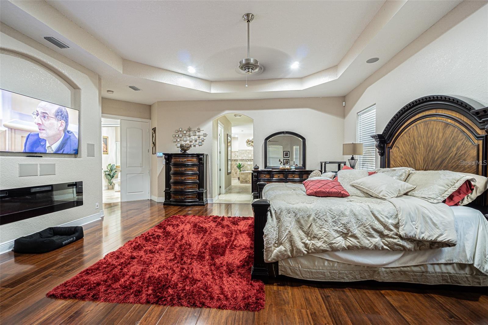 DOVER GROVES - Residential