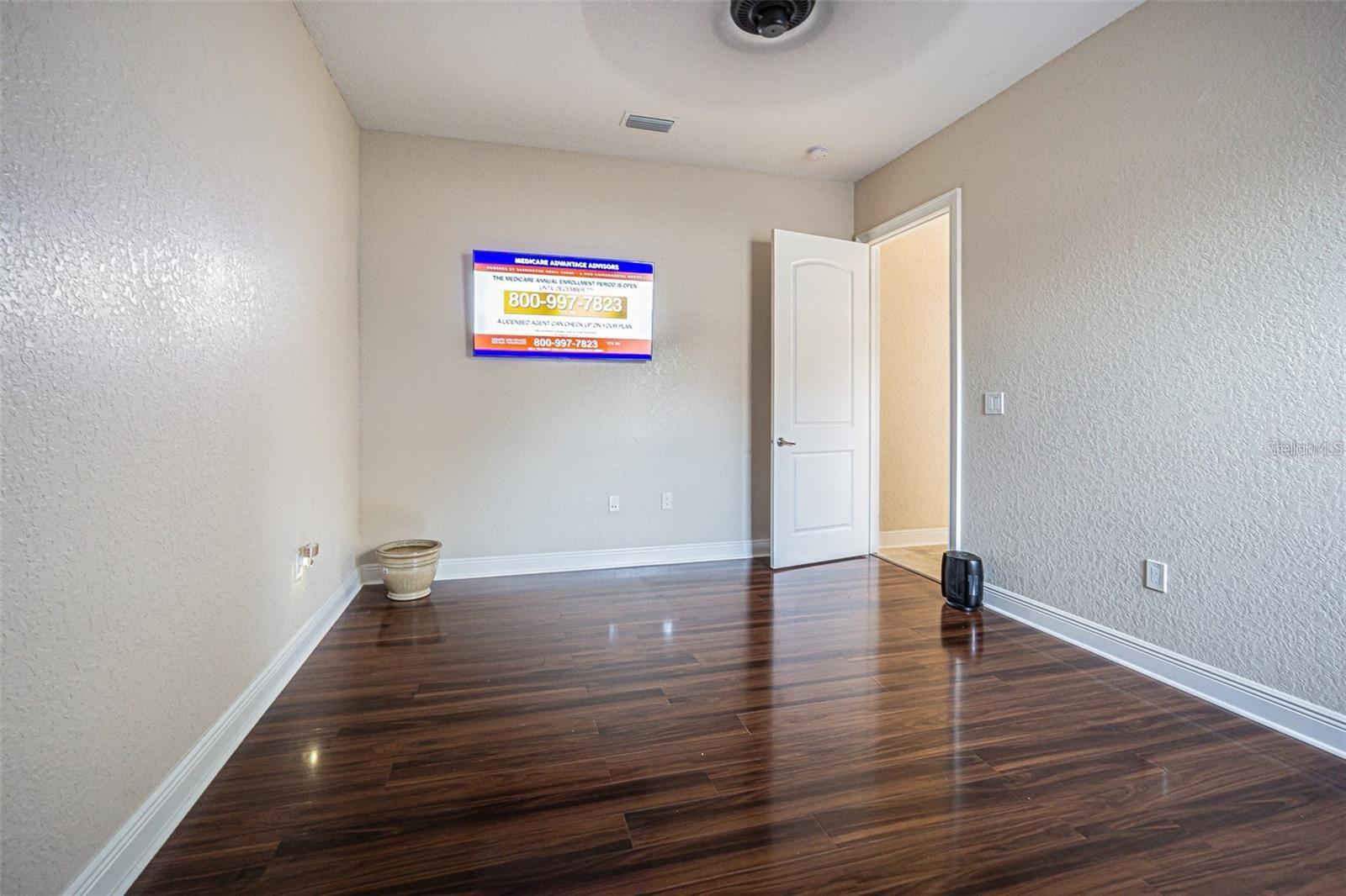 DOVER GROVES - Residential