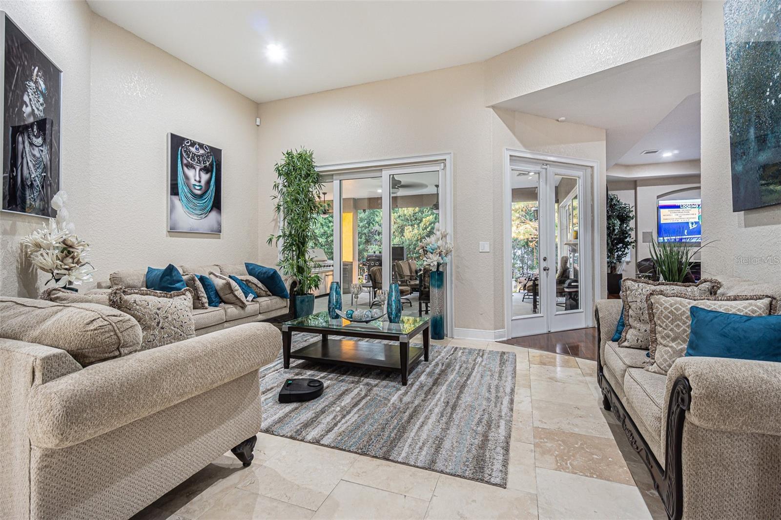 DOVER GROVES - Residential