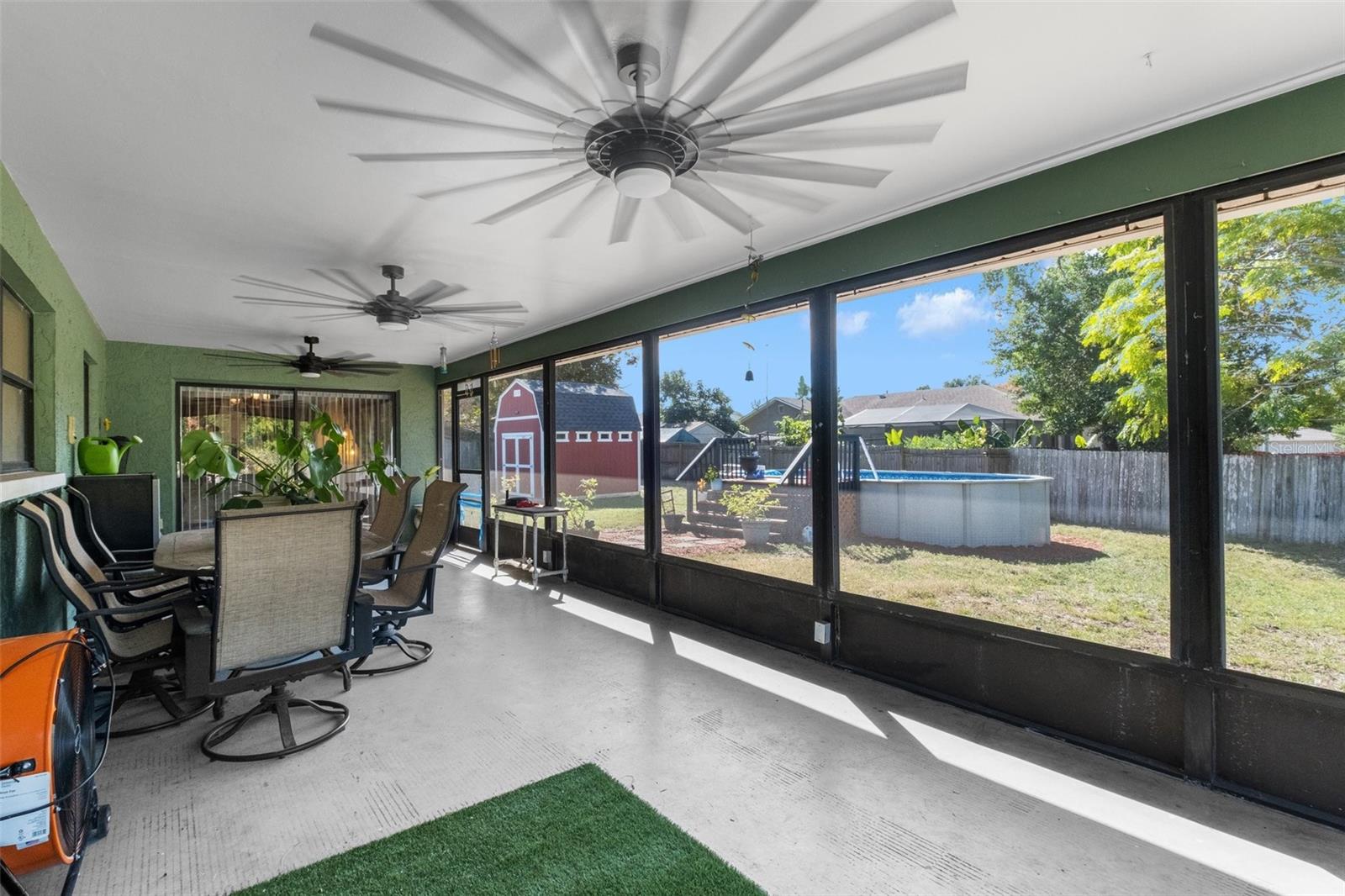 SPRING HILL - Residential