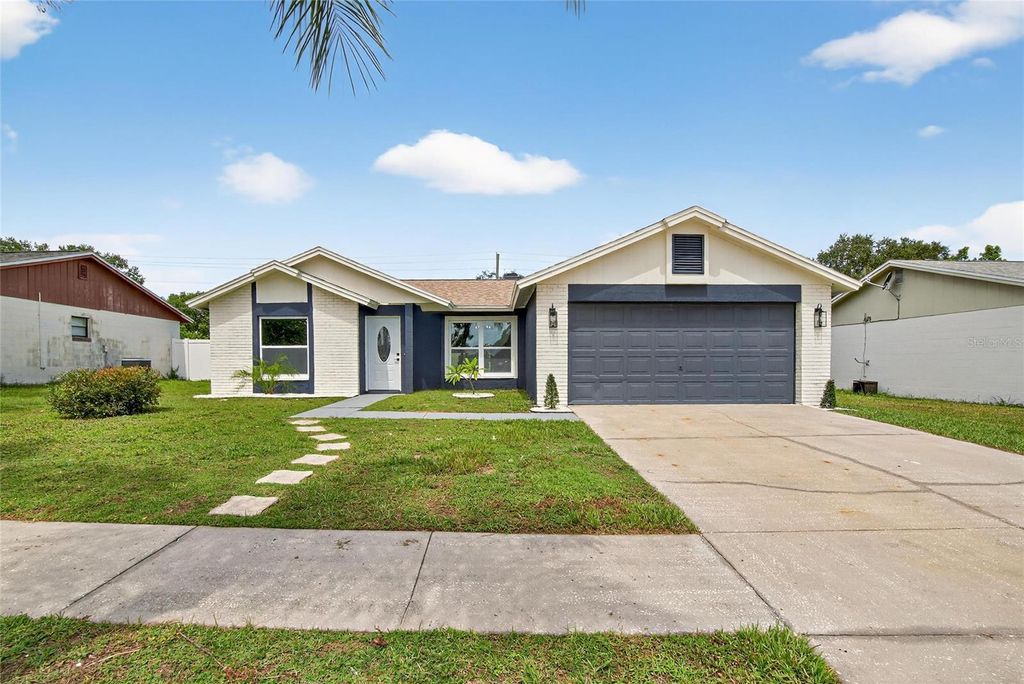 Photo of 747 Stillview Circle, Brandon, FL 33510 (MLS # TB8409023)