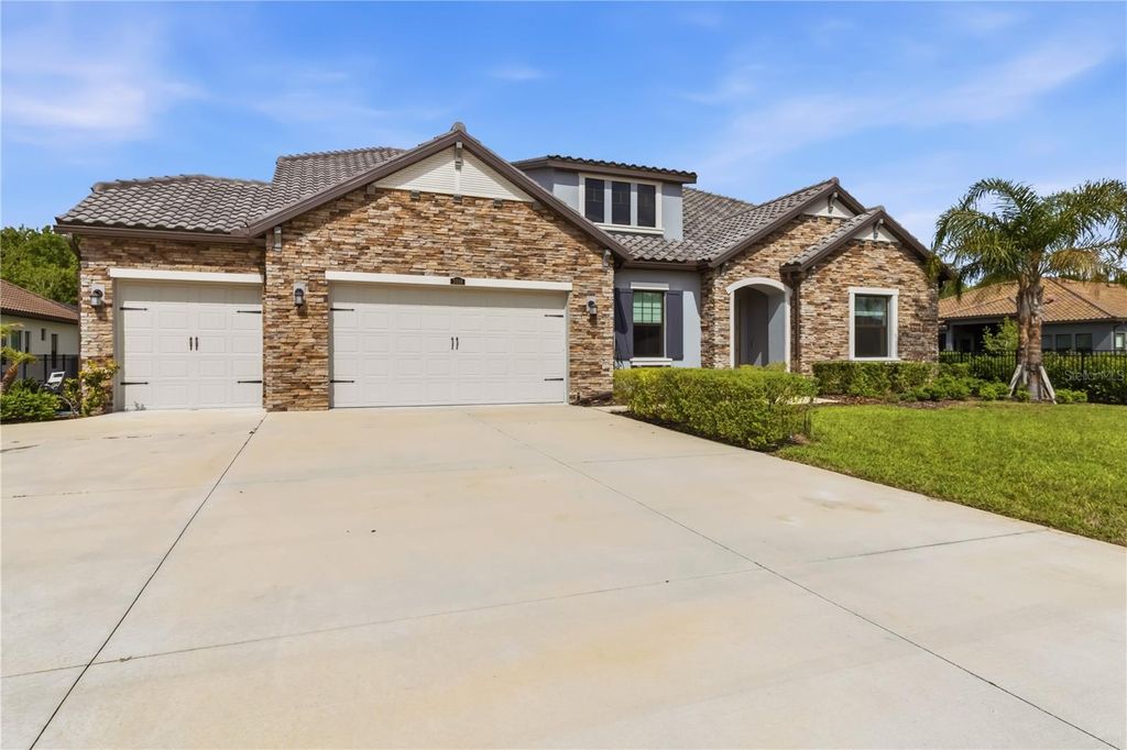 Photo of 3018 Cordoba Ranch Boulevard, Lutz, FL 33559 (MLS # O6400455)