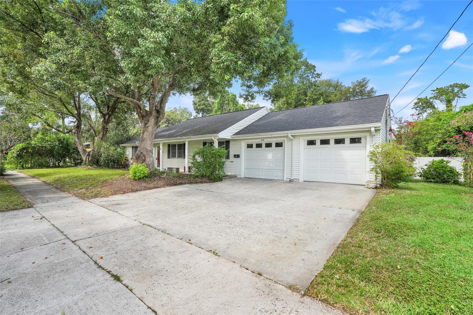 40 N TRIPLET LAKE DRIVE