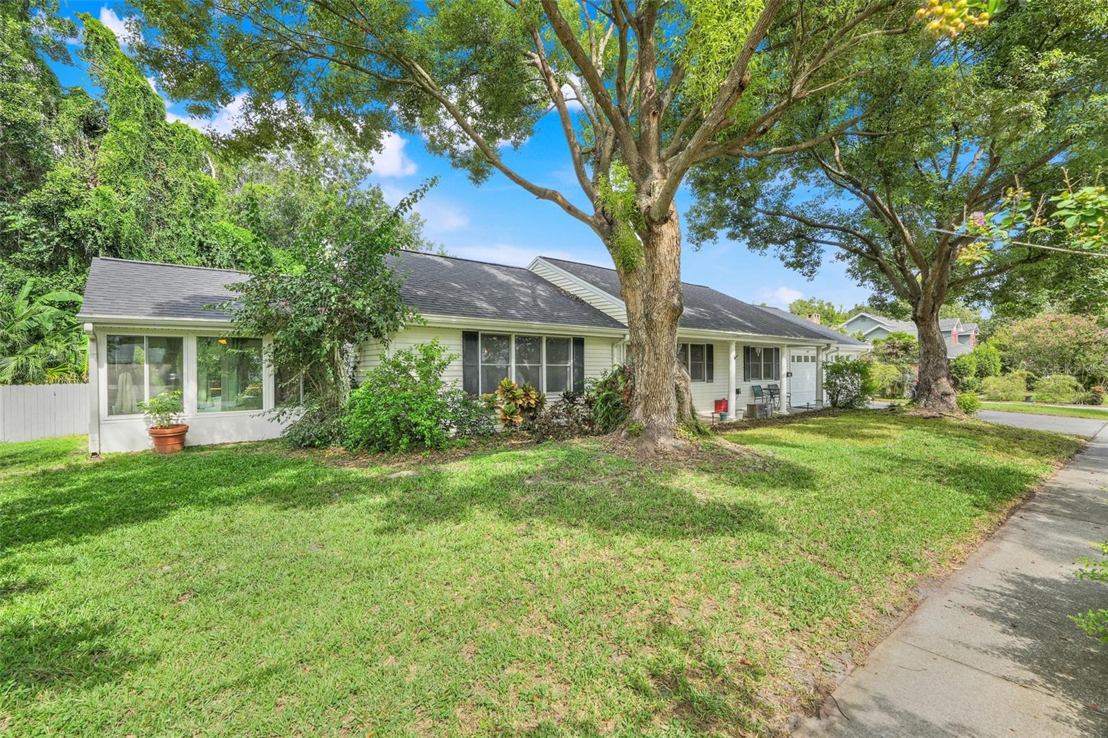 40 N TRIPLET LAKE DRIVE