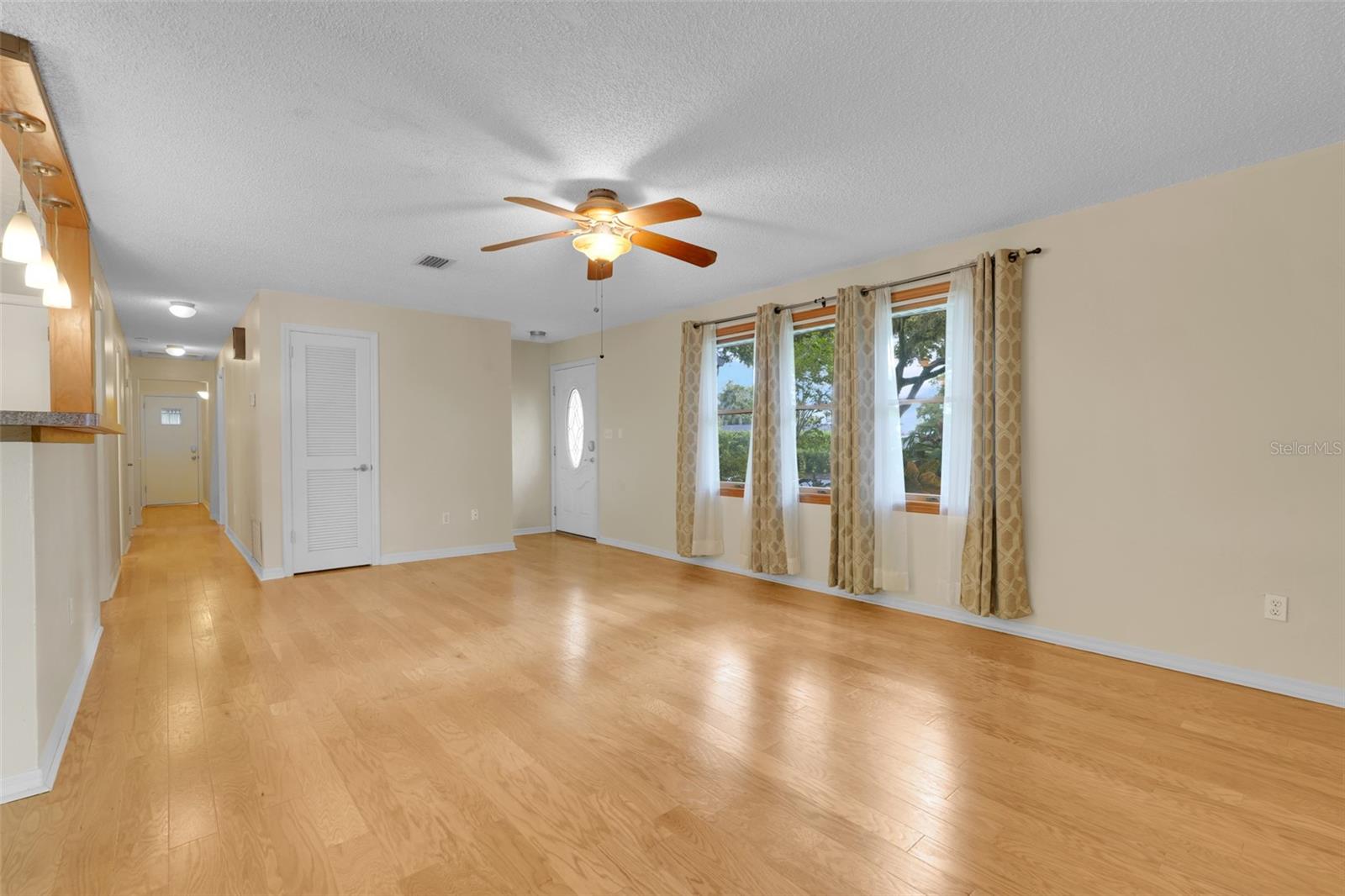 40 N TRIPLET LAKE DRIVE