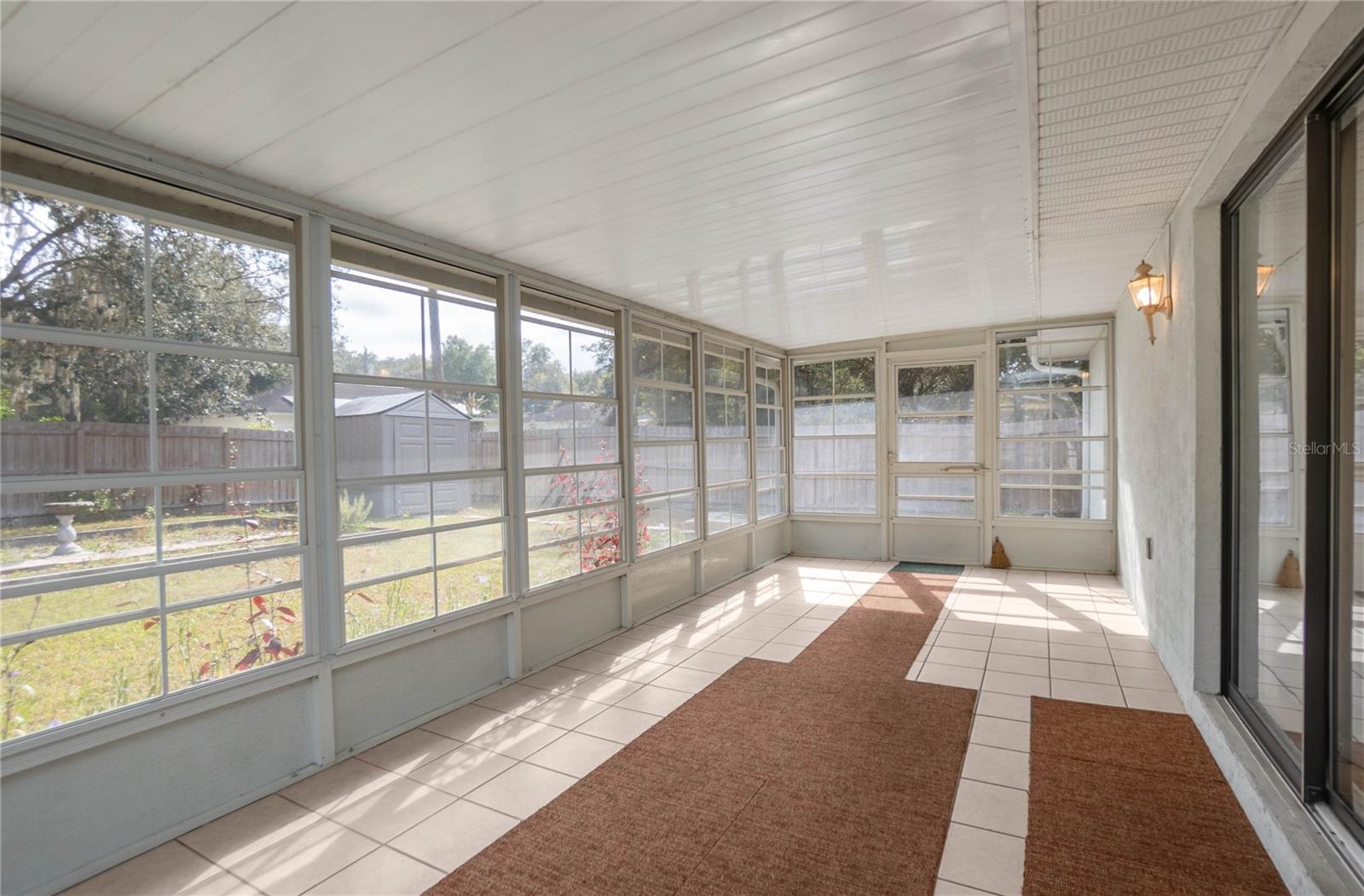 LAKE ESTATES - Residential