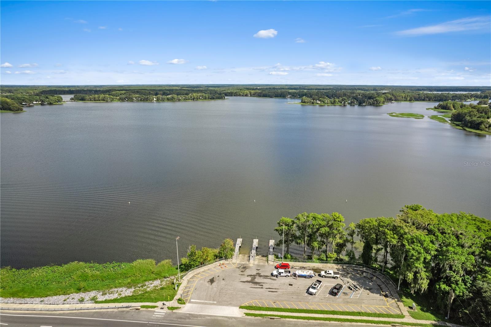 LAKE ESTATES - Residential