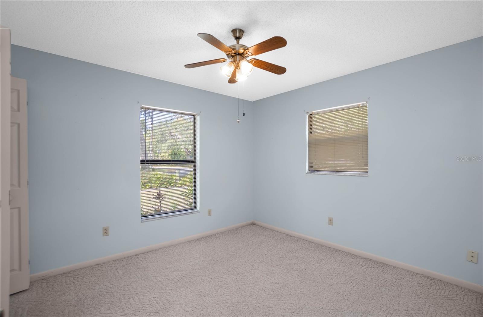 LAKE ESTATES - Residential