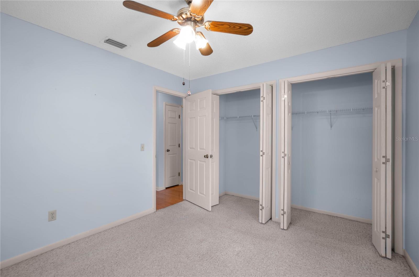 LAKE ESTATES - Residential