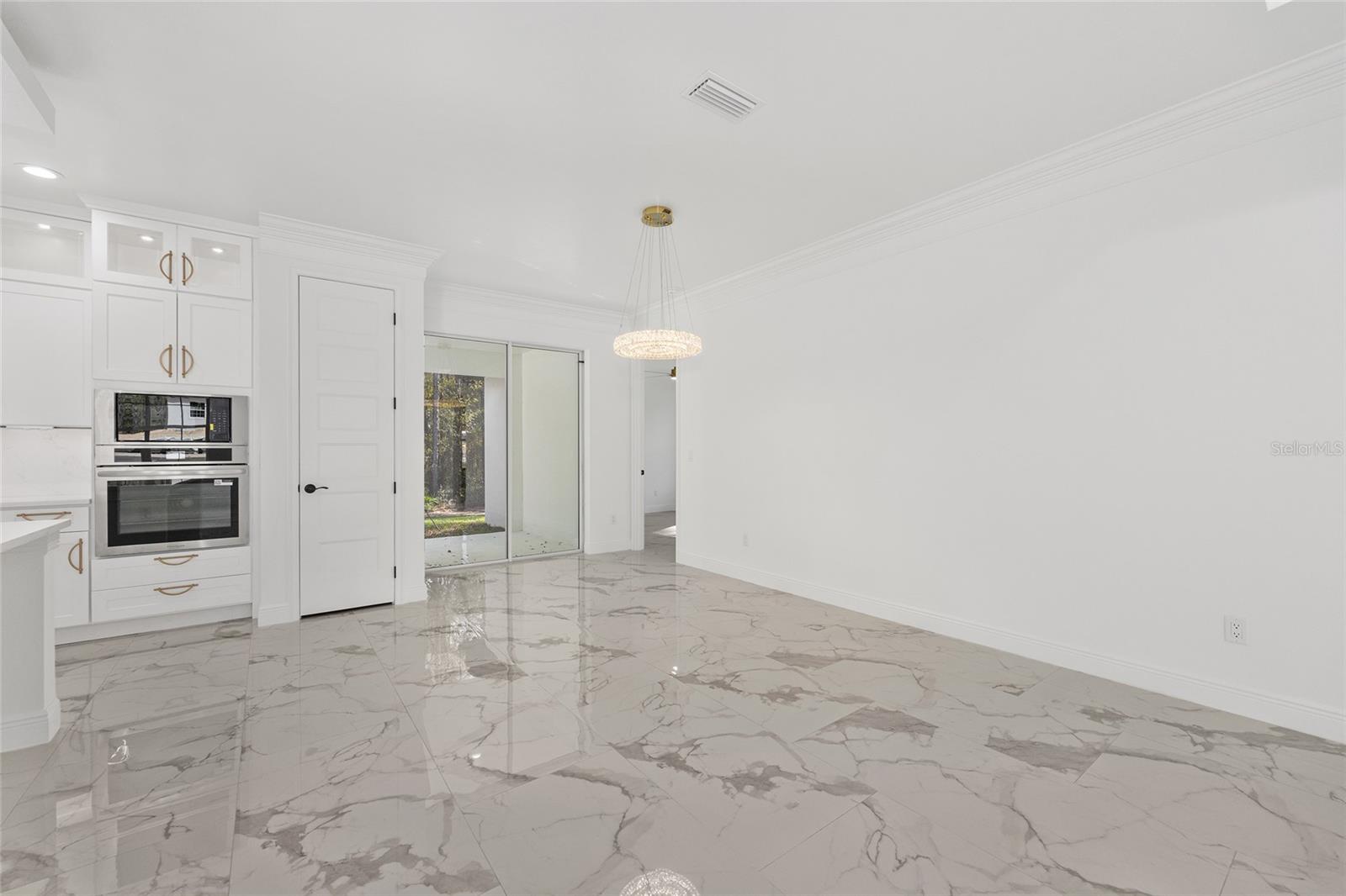 ROLLING HILLS UN 4 - Residential